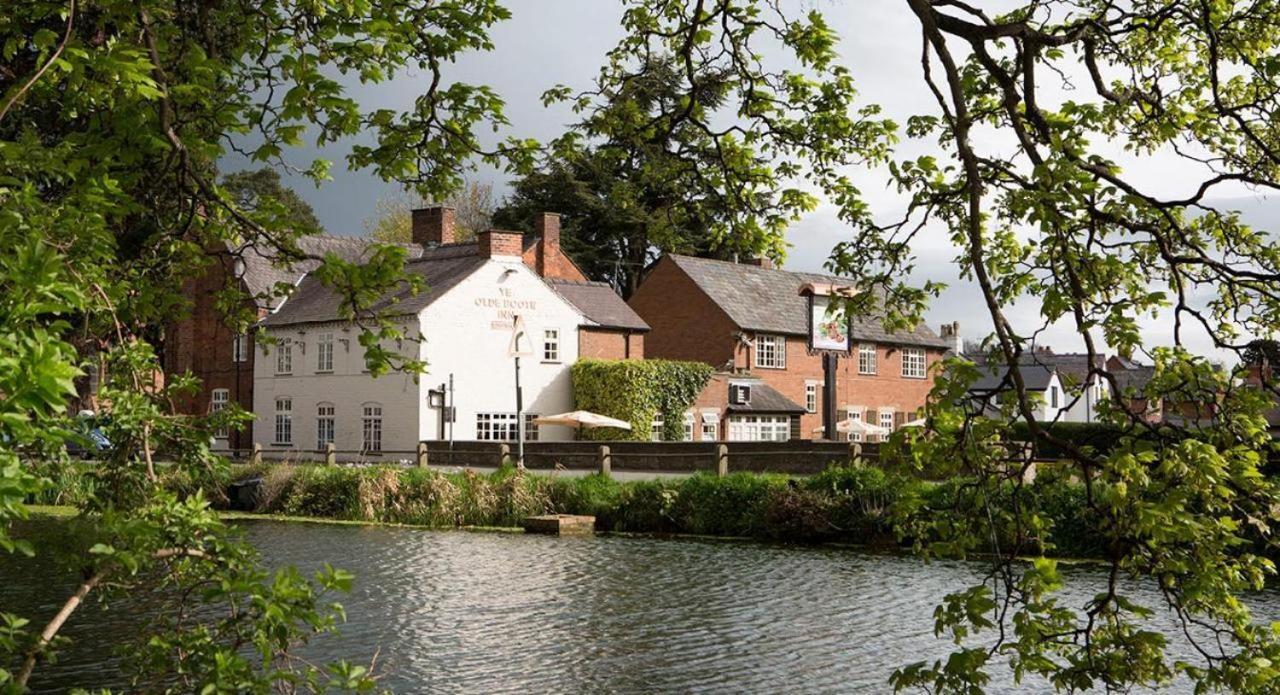 Ye Old Boote Inn Whittington  Exteriör bild